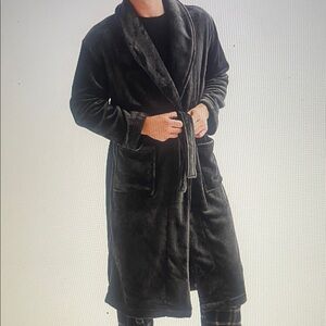 Men's Black Plush Robe